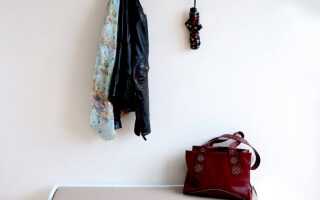 Очень интересный и необычный предмет мебели это – скамейка в прихожую