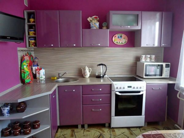 фиолетовая угловая кухня эконом класса